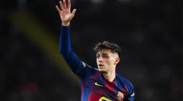 بيدري يوجه إشادة خاصة لنجم برشلونة ويصفه بالعنصر الذي لا غنى عنه